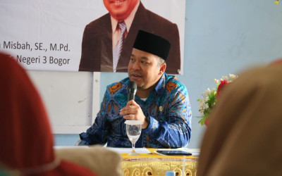 Setelah Dilantik Jadi Kamad MTSN 3 Bogor, Miman Hilmansyah Langsung Lakukan Gebrakan